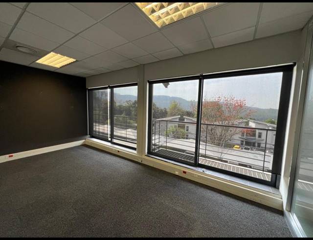 OFFICE PROPERTY TO RENT IN MONTROSE